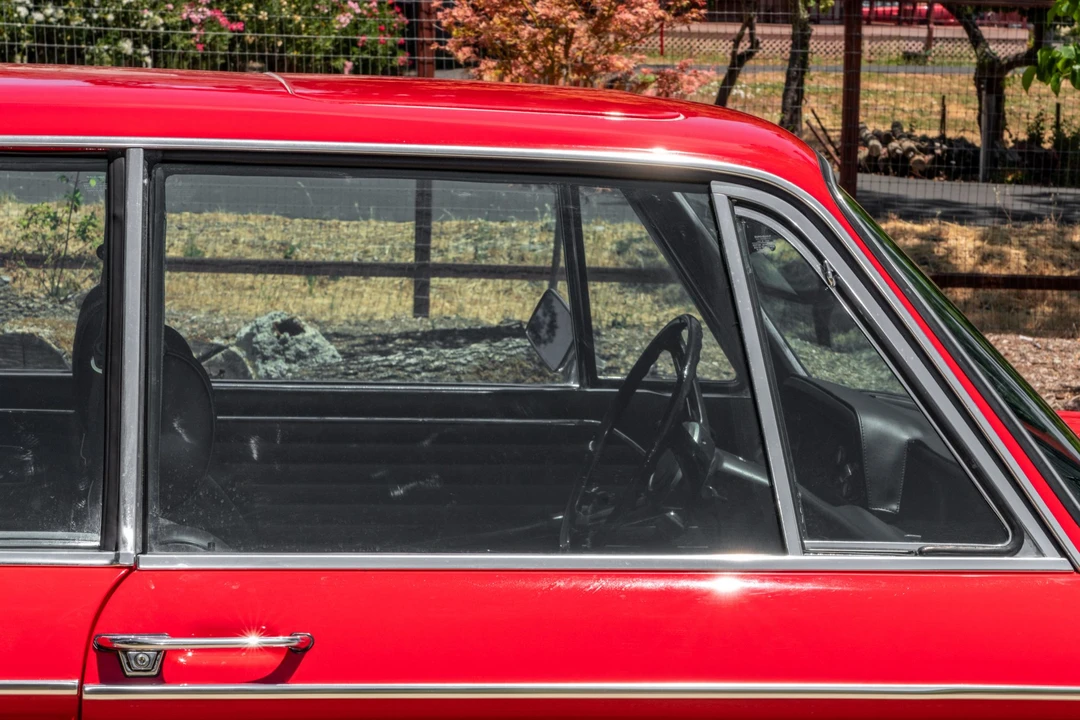 1973 BMW 2002 - Image 27 of 31