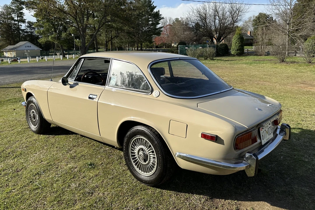 1974 Alfa Romeo 2000 GT Veloce - Image 24 of 31
