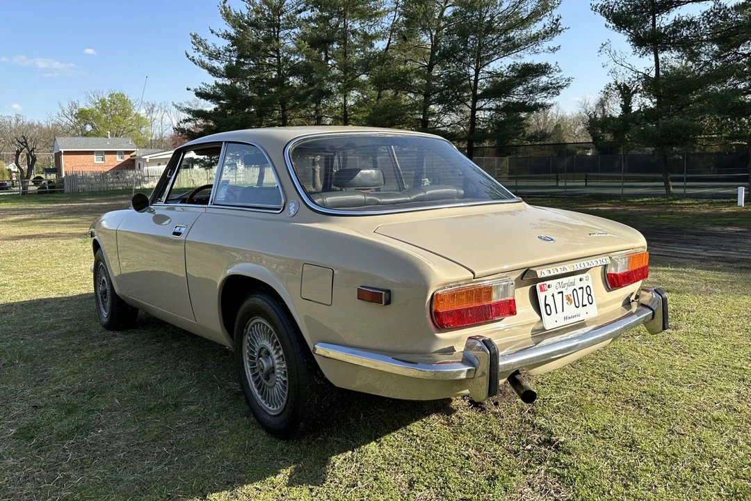 1974 Alfa Romeo 2000 GT Veloce - Image 22 of 31
