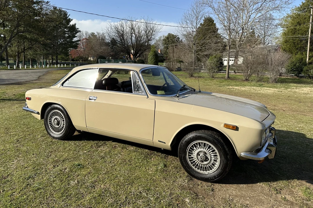 1974 Alfa Romeo 2000 GT Veloce - Image 6 of 31