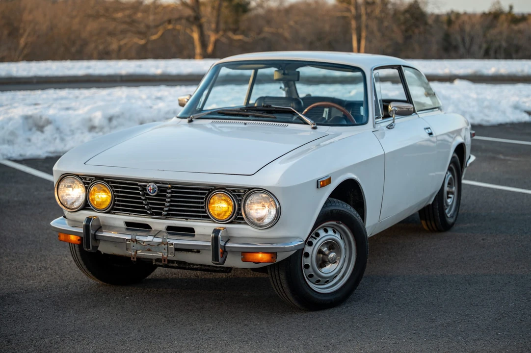 1974 Alfa Romeo 2000 GT Veloce - Image 6 of 31