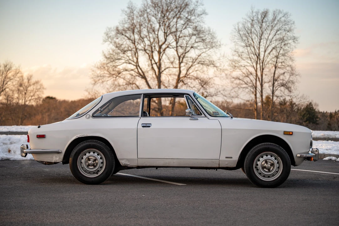 1974 Alfa Romeo 2000 GT Veloce - Image 15 of 31