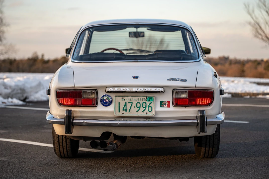 1974 Alfa Romeo 2000 GT Veloce - Image 23 of 31