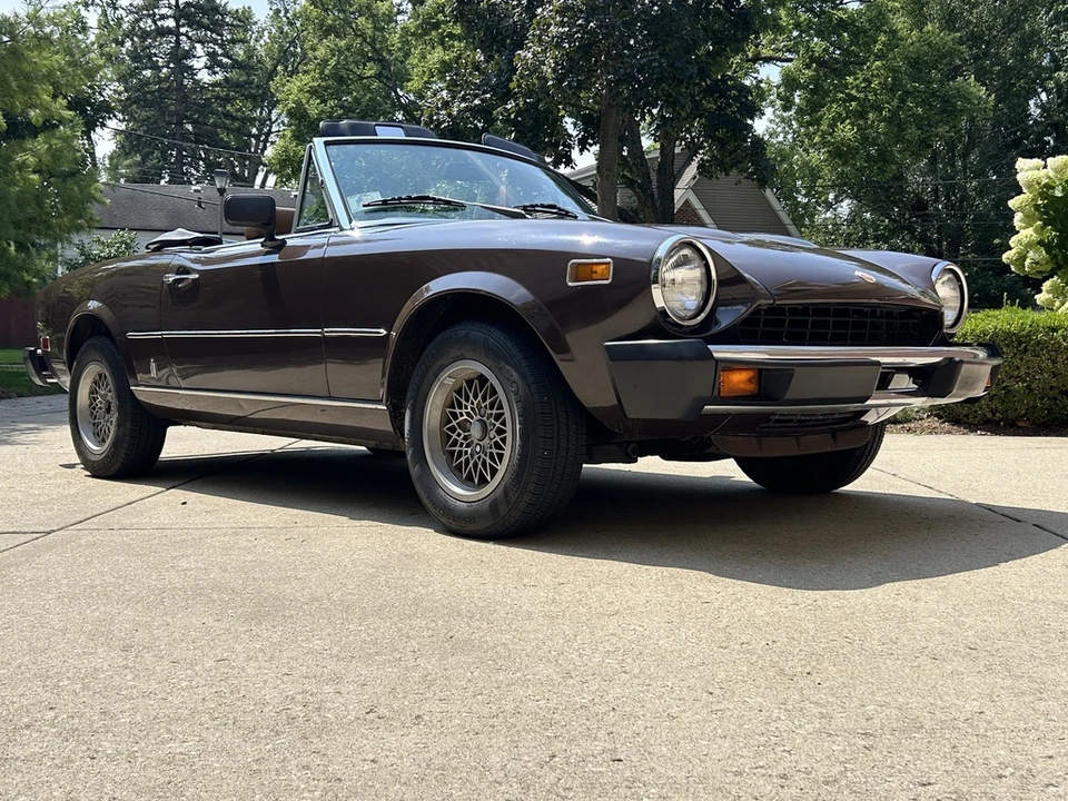 1977 Fiat 124 Sport Spider - Image 30 of 31