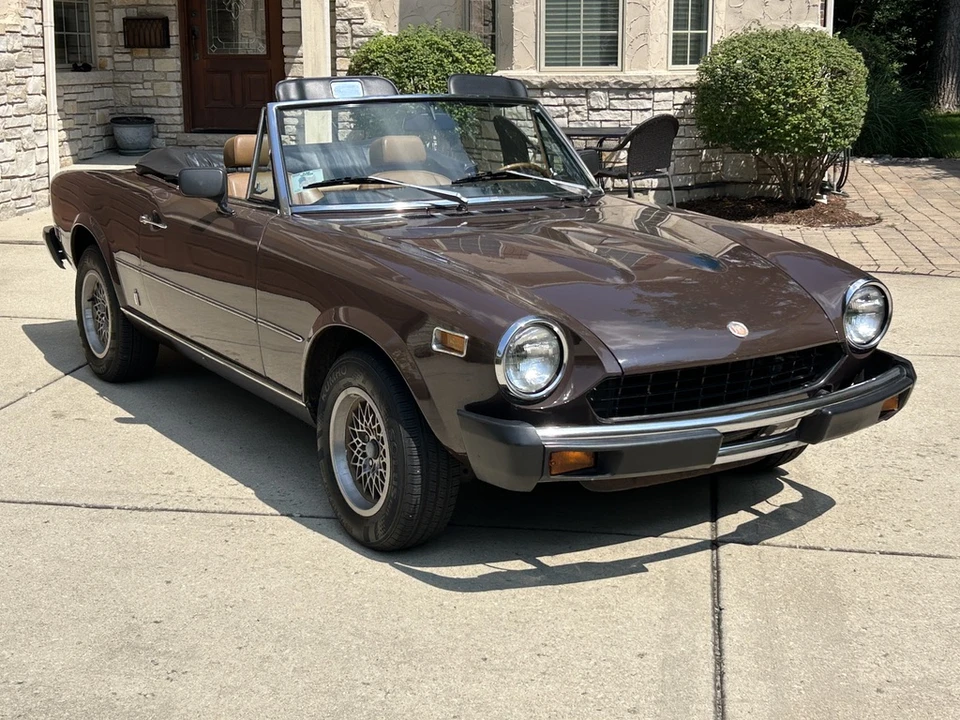 1977 Fiat 124 Sport Spider - Image 27 of 31