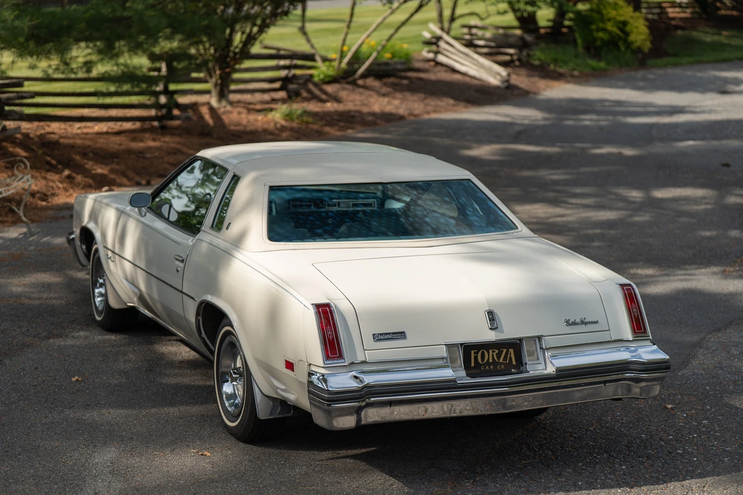 1977 Oldsmobile Cutlass Supreme - Image 27 of 31