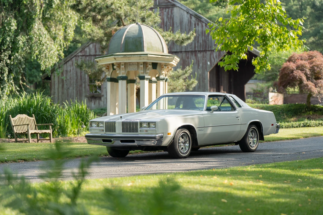 1977 Oldsmobile Cutlass Supreme - Image 18 of 31