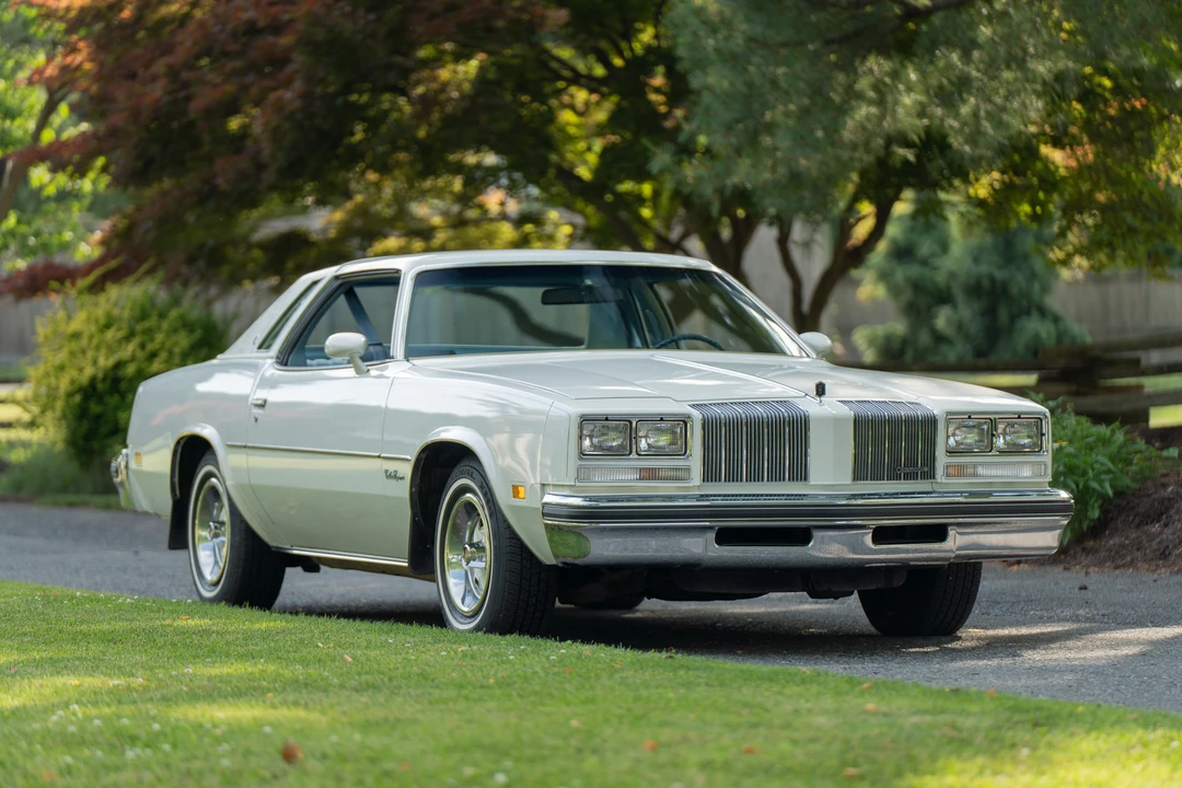 1977 Oldsmobile Cutlass Supreme - Image 9 of 31
