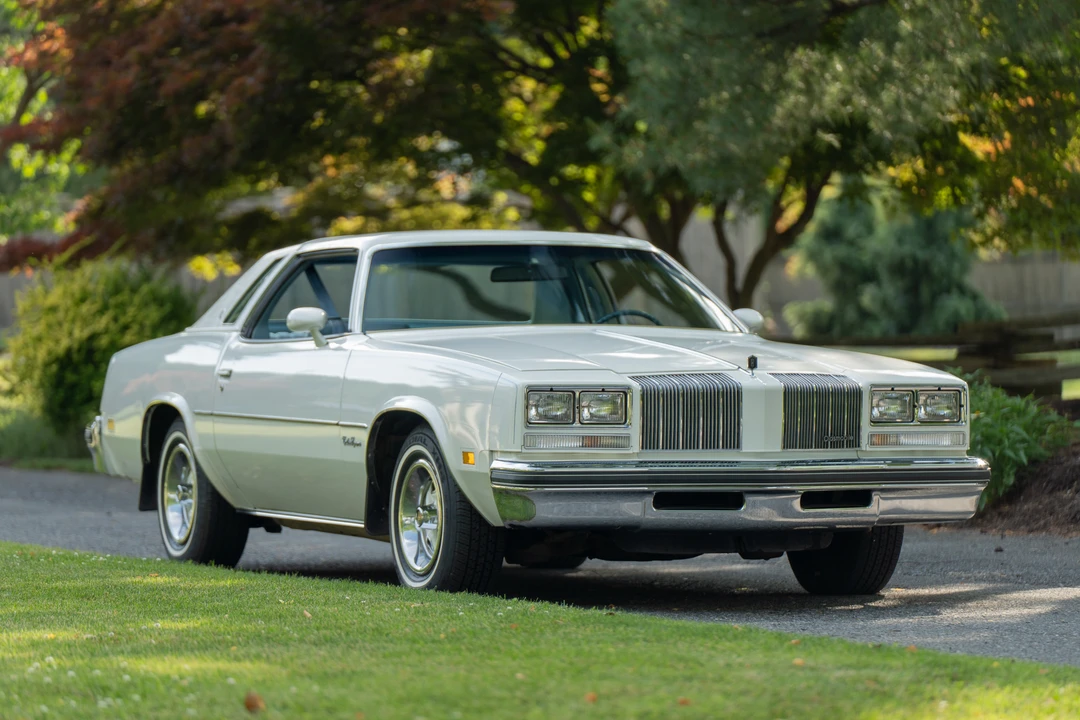 1977 Oldsmobile Cutlass Supreme - Image 4 of 31