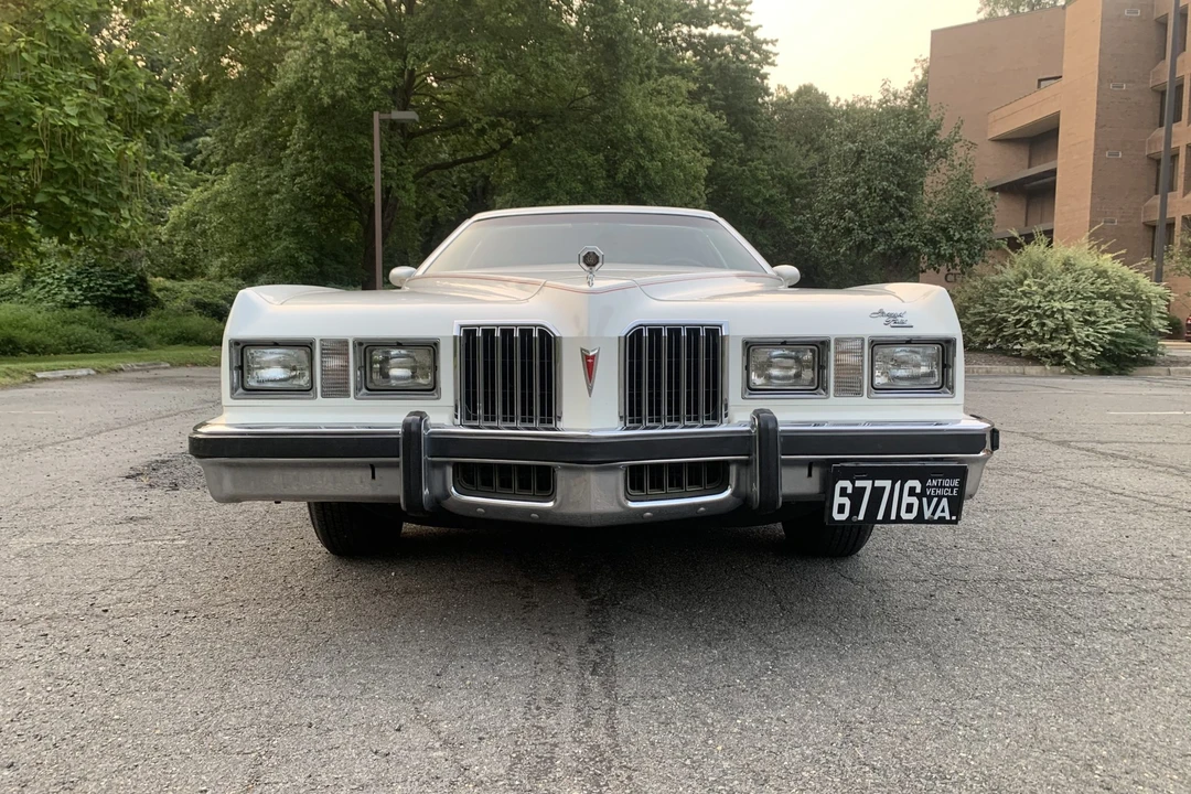 1977 Pontiac Grand Prix 3rd+ Gen - Image 17 of 31