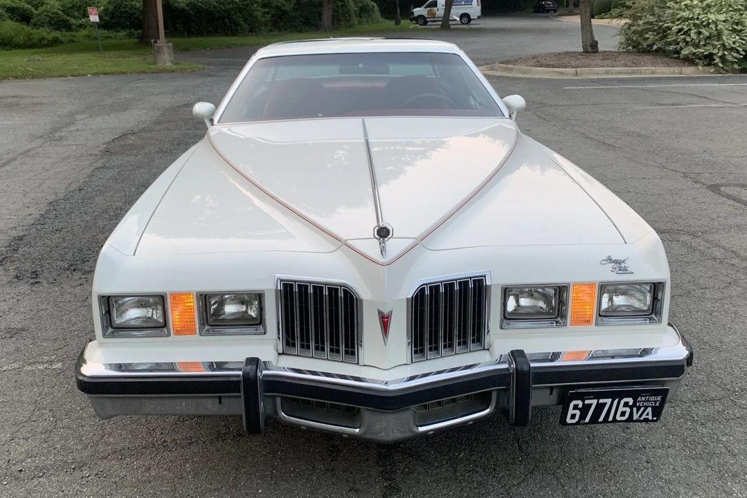 1977 Pontiac Grand Prix 3rd+ Gen - Image 15 of 31