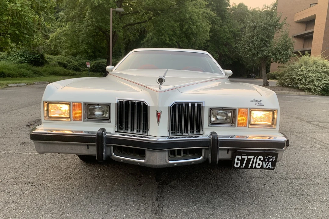 1977 Pontiac Grand Prix 3rd+ Gen - Image 19 of 31