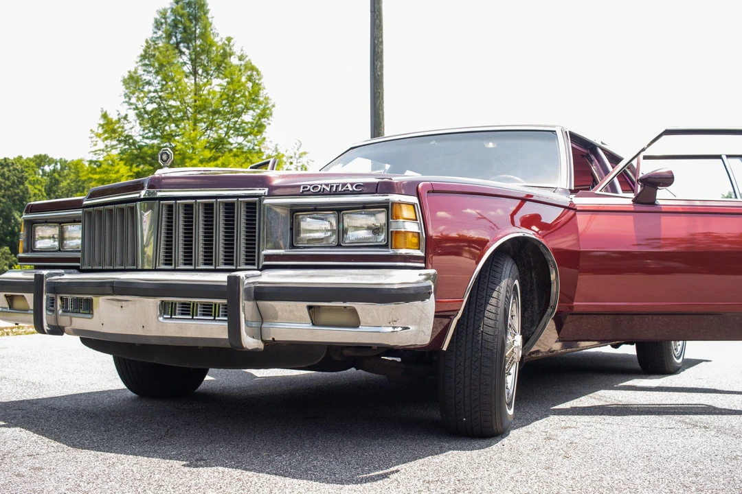 1979 Pontiac Safari - Image 18 of 31