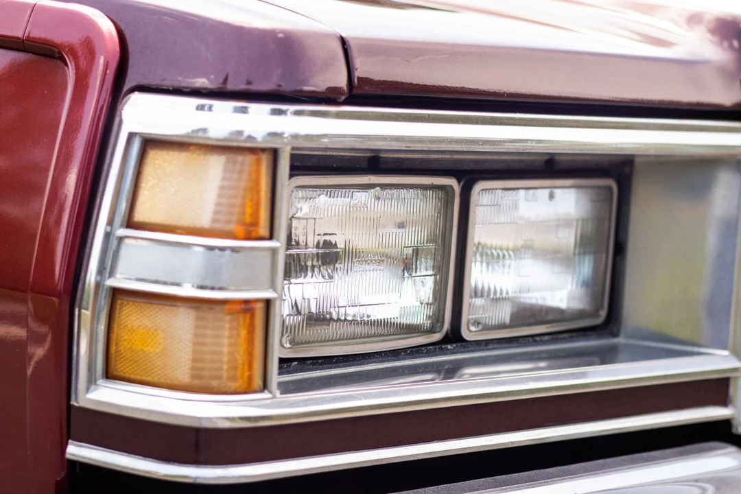 1979 Pontiac Safari - Image 12 of 31