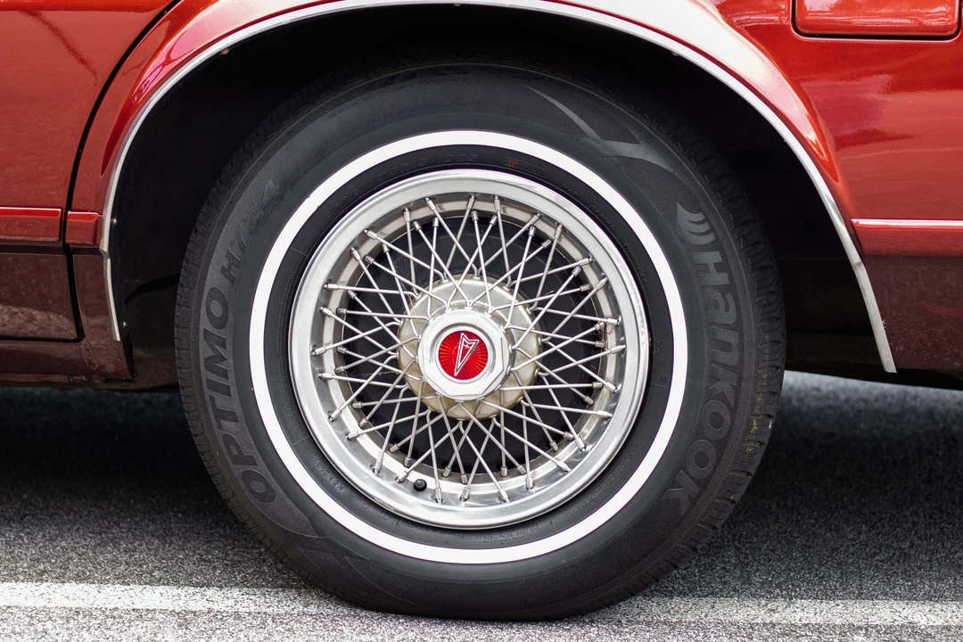 1979 Pontiac Safari - Image 30 of 31