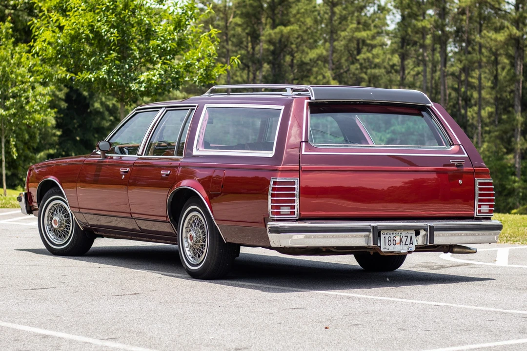 1979 Pontiac Safari - Image 7 of 31