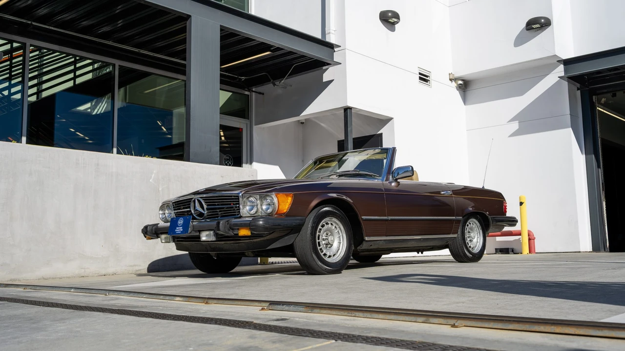 1980 Mercedes-Benz R107 SL-Class - Image 3 of 31