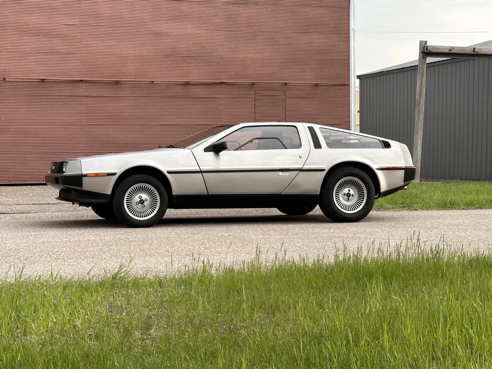 1981 DeLorean DMC-12 - Image 9 of 31