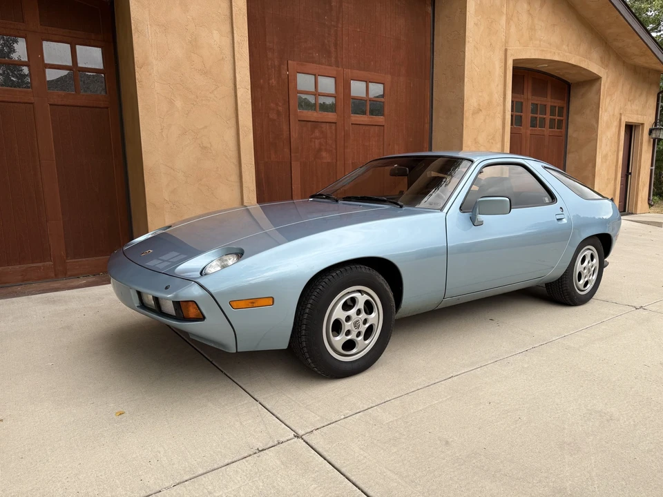 1981 Porsche 928 - Image 2 of 31