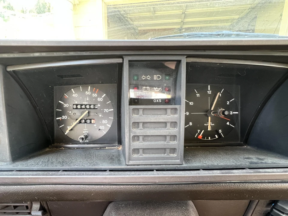 1981 Volkswagen EuroVan - Image 30 of 31
