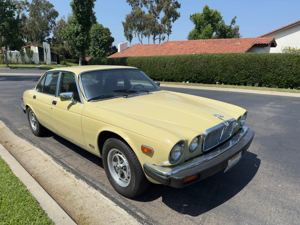 1982 Jaguar XJ Series 3 - Image 13 of 31