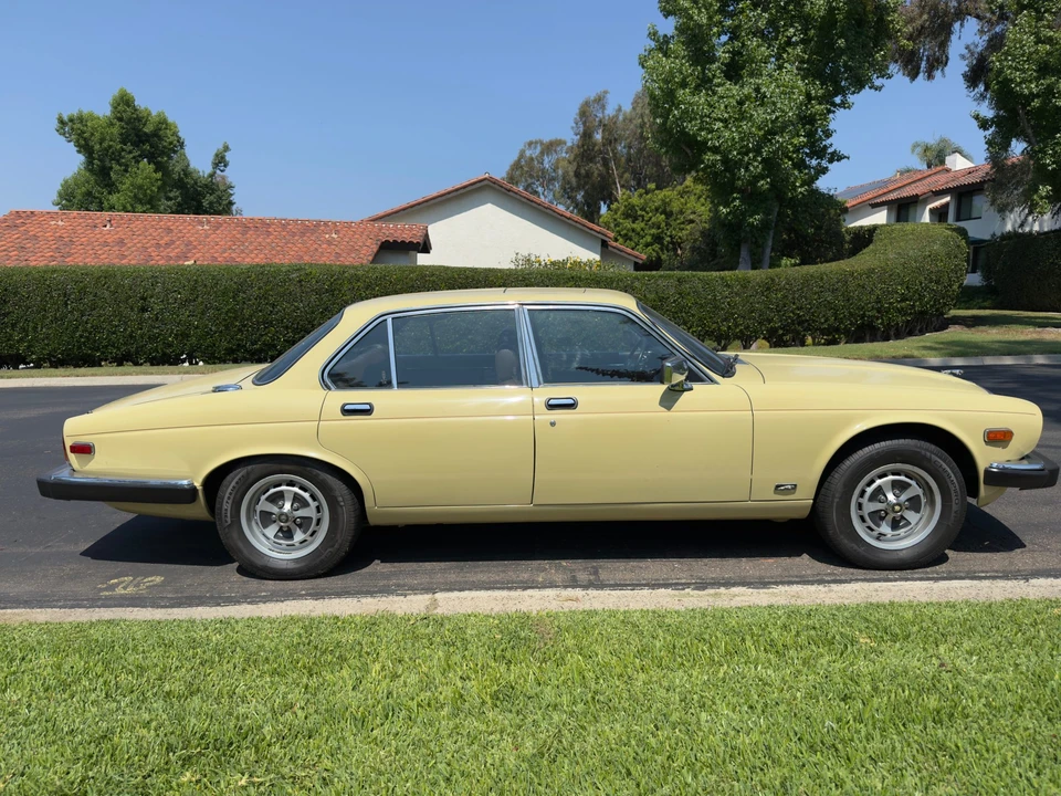 1982 Jaguar XJ Series 3 - Image 14 of 31