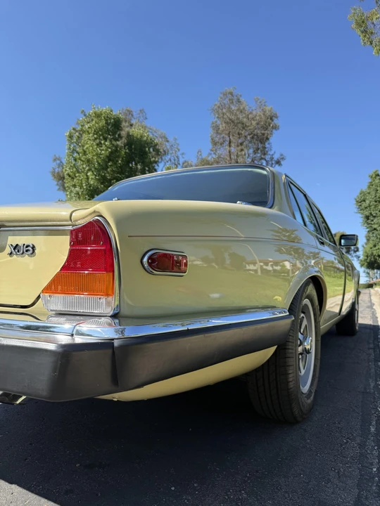 1982 Jaguar XJ Series 3 - Image 26 of 31