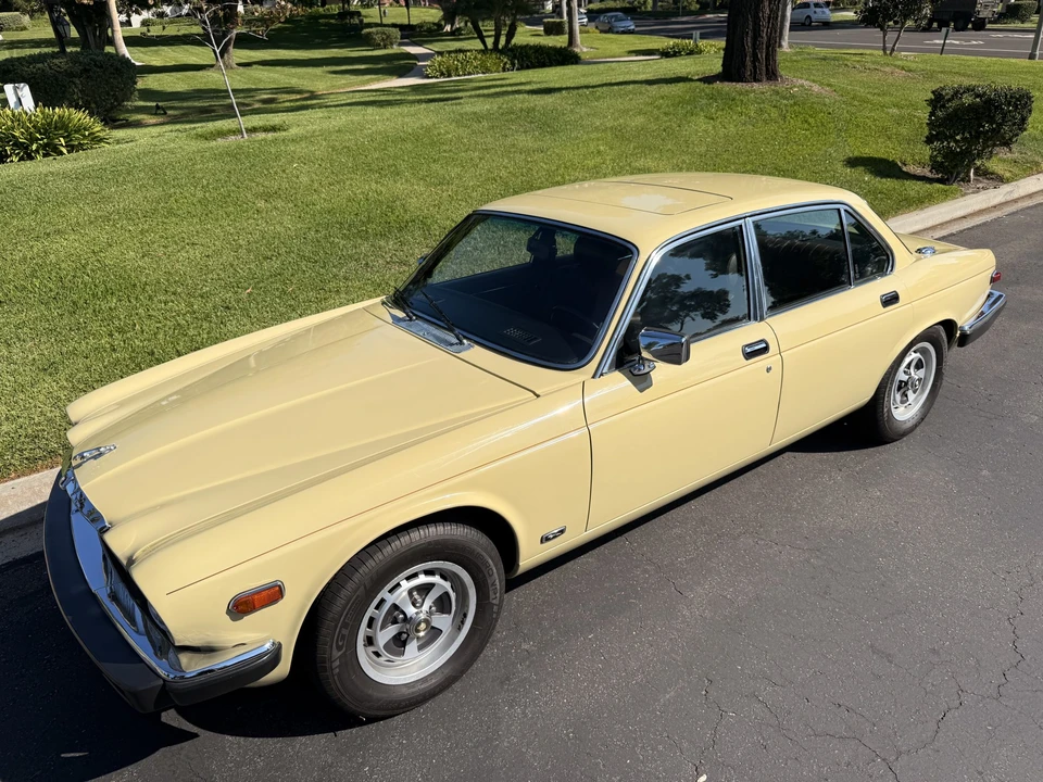 1982 Jaguar XJ Series 3 - Image 3 of 31