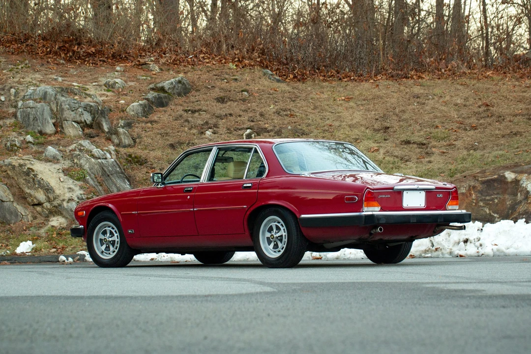 1982 Jaguar XJ Series 3 - Image 4 of 31