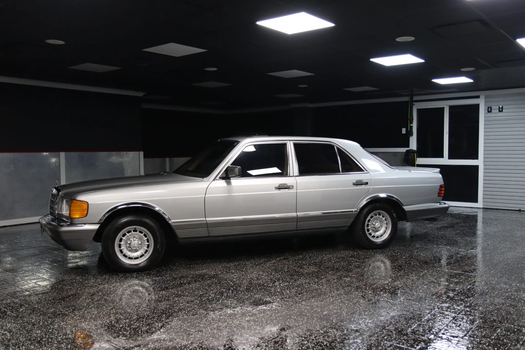 1982 Mercedes-Benz W126 S-Class Sedan - Image 9 of 31