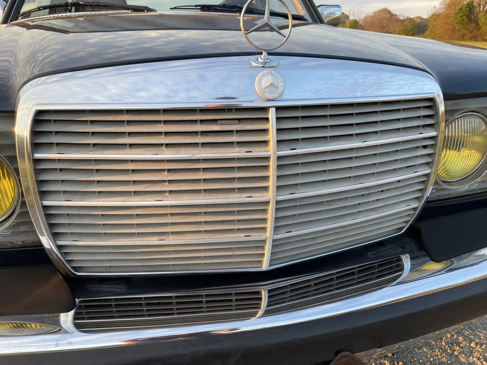 1983 Mercedes-Benz W123 Sedan - Image 21 of 31