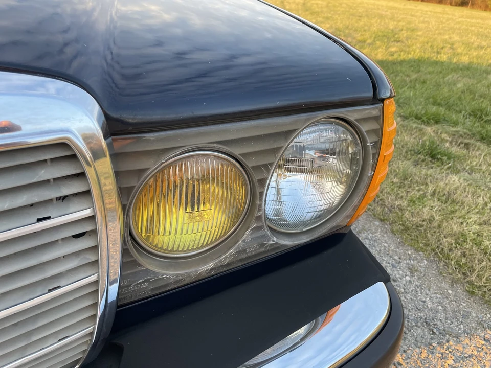 1983 Mercedes-Benz W123 Sedan - Image 22 of 31