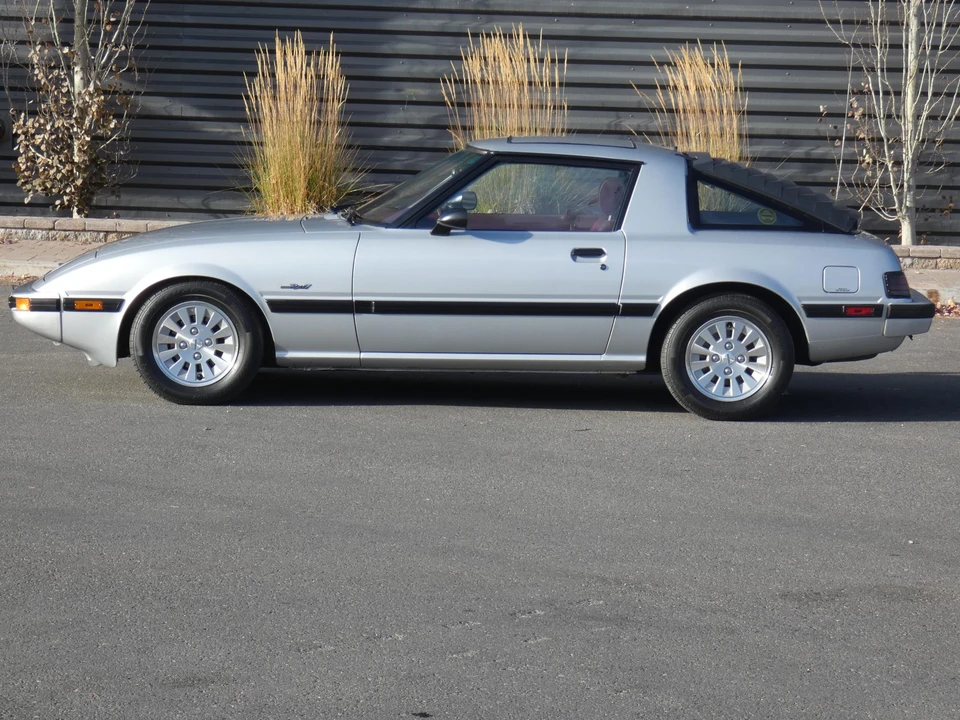 1984 Mazda RX-7 SA & FB - Image 9 of 31
