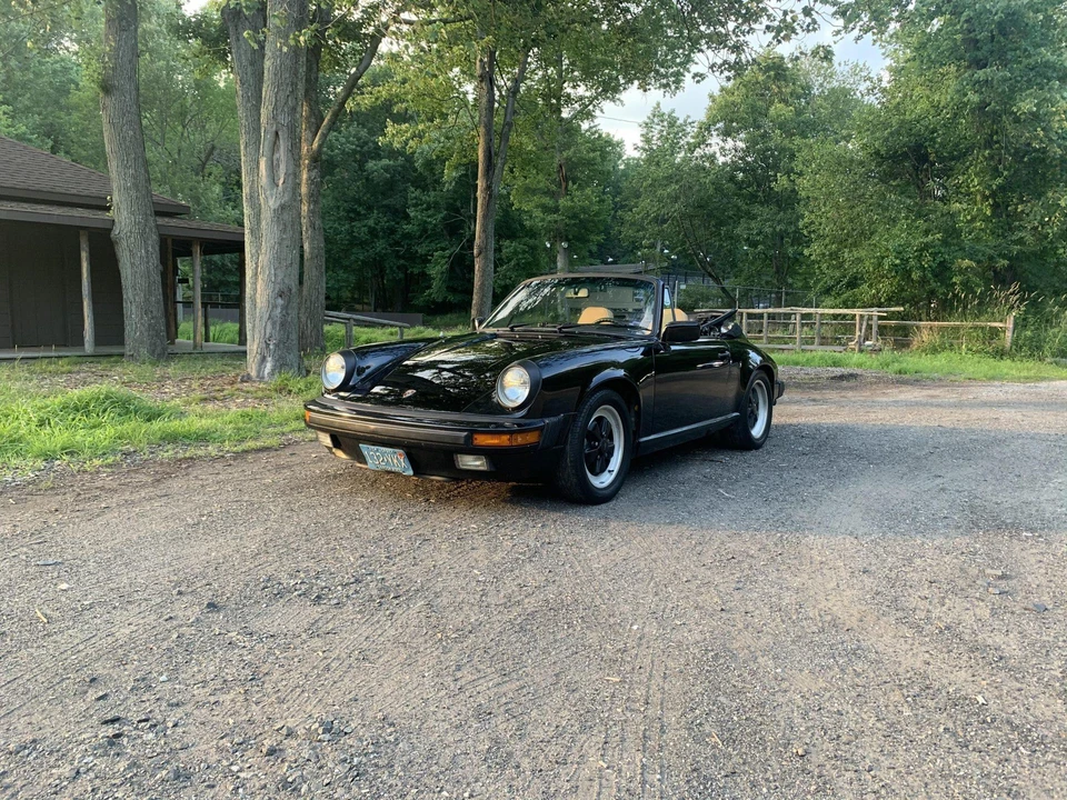 1984 Porsche 911 Carrera 3.2 - Image 6 of 31