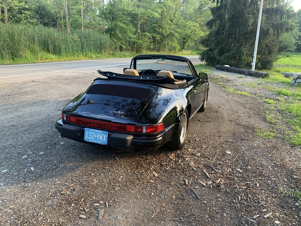 1984 Porsche 911 Carrera 3.2 - Image 13 of 31