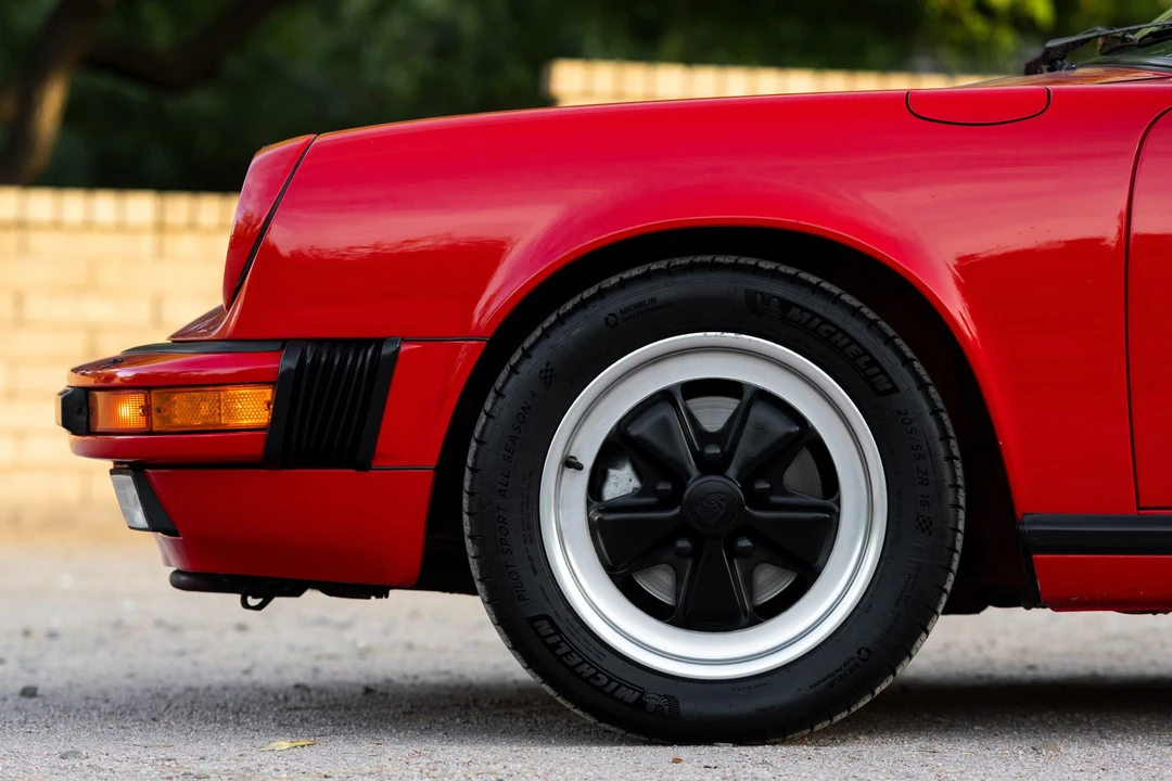 1984 Porsche 911 Carrera 3.2 - Image 26 of 31