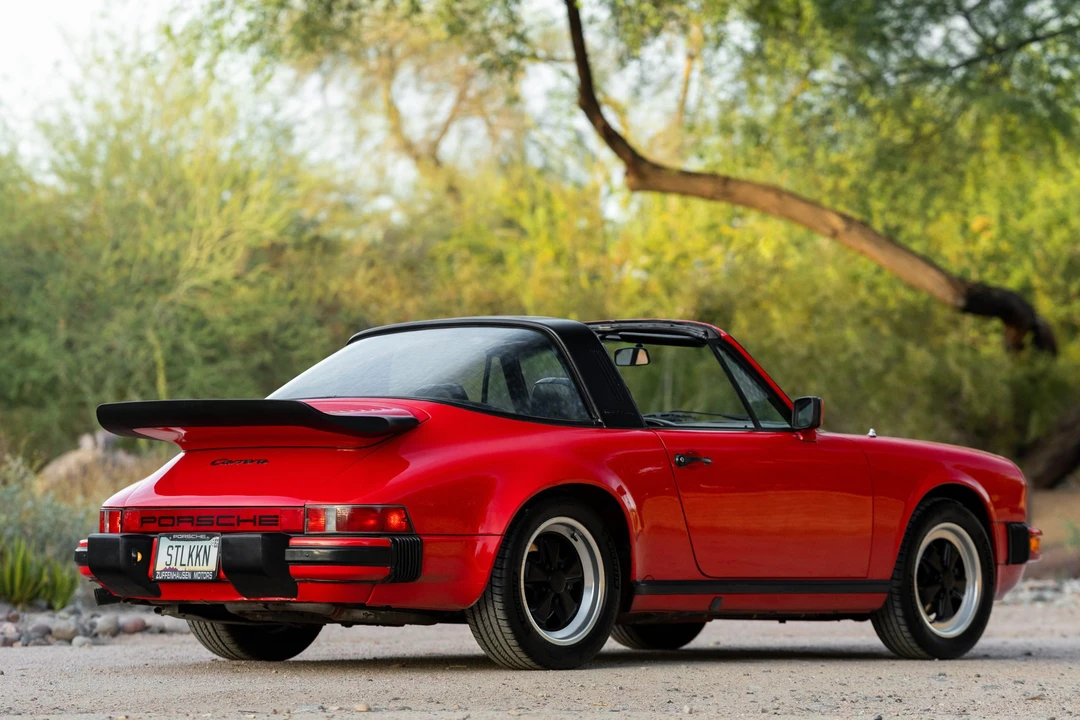 1984 Porsche 911 Carrera 3.2 - Image 7 of 31