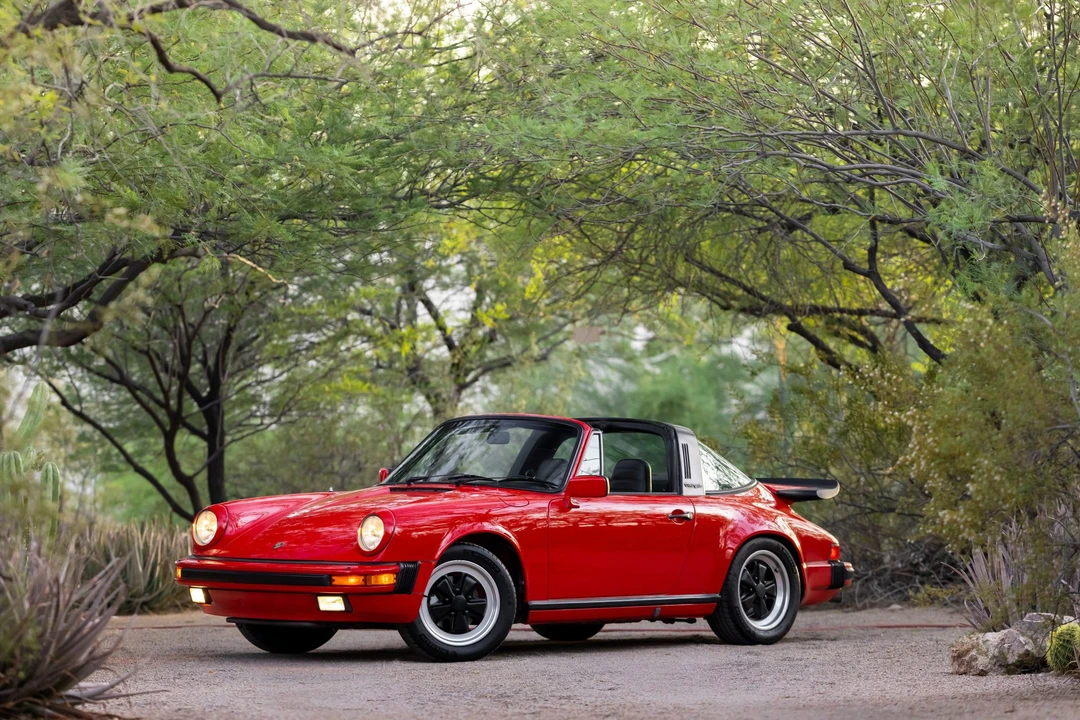 1984 Porsche 911 Carrera 3.2 - Image 2 of 31