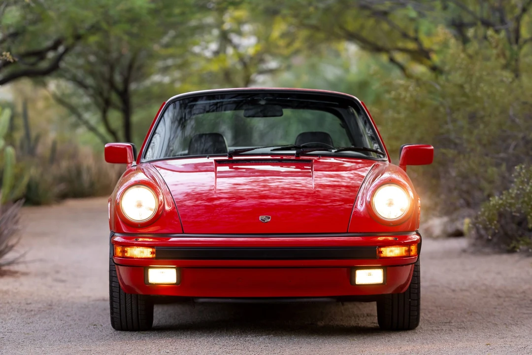 1984 Porsche 911 Carrera 3.2 - Image 13 of 31