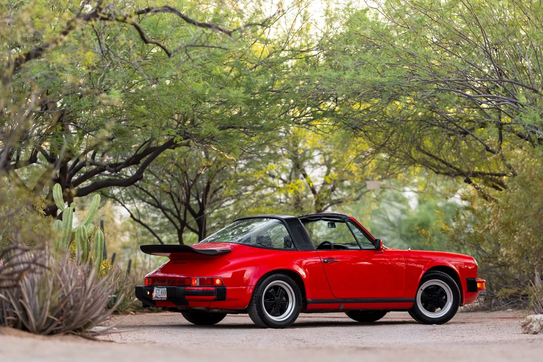 1984 Porsche 911 Carrera 3.2 - Image 9 of 31