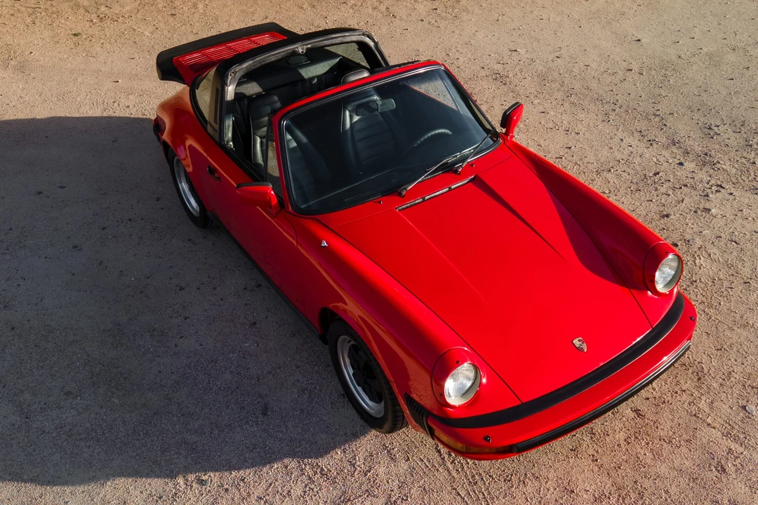 1984 Porsche 911 Carrera 3.2 - Image 17 of 31