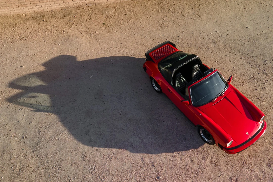 1984 Porsche 911 Carrera 3.2 - Image 18 of 31