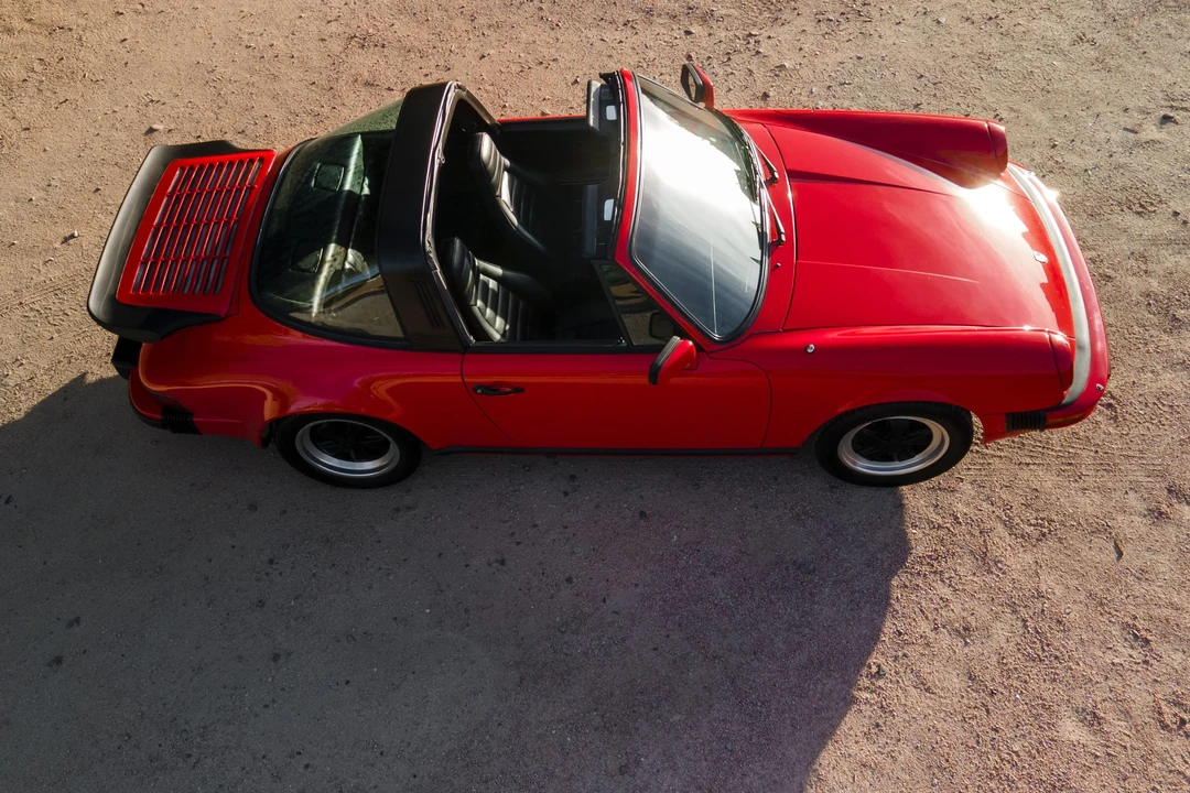 1984 Porsche 911 Carrera 3.2 - Image 25 of 31