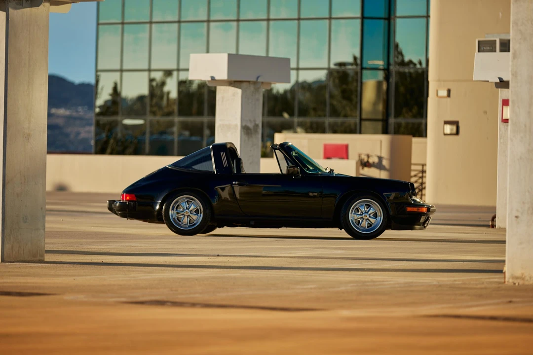 1984 Porsche 911 Carrera 3.2 - Image 20 of 31