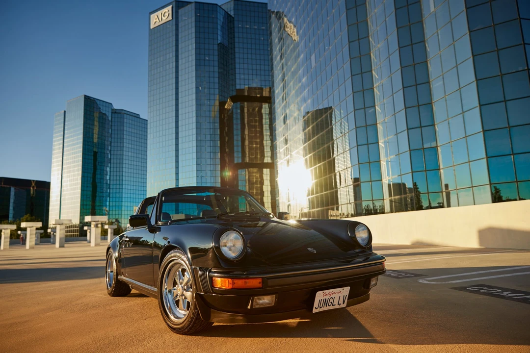 1984 Porsche 911 Carrera 3.2 - Image 9 of 31