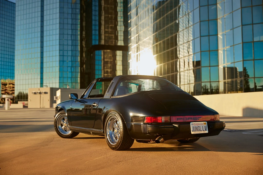 1984 Porsche 911 Carrera 3.2 - Image 26 of 31