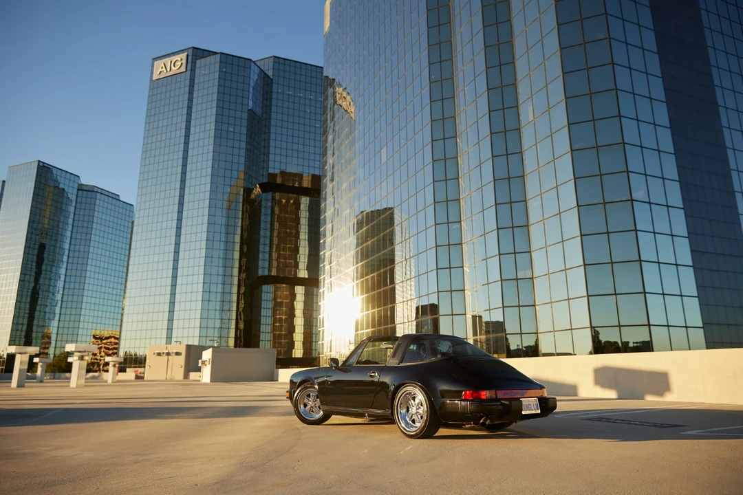 1984 Porsche 911 Carrera 3.2 - Image 27 of 31