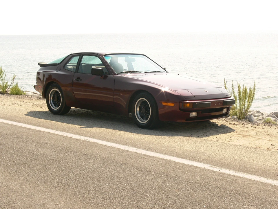 1984 Porsche 944 - Image 15 of 31