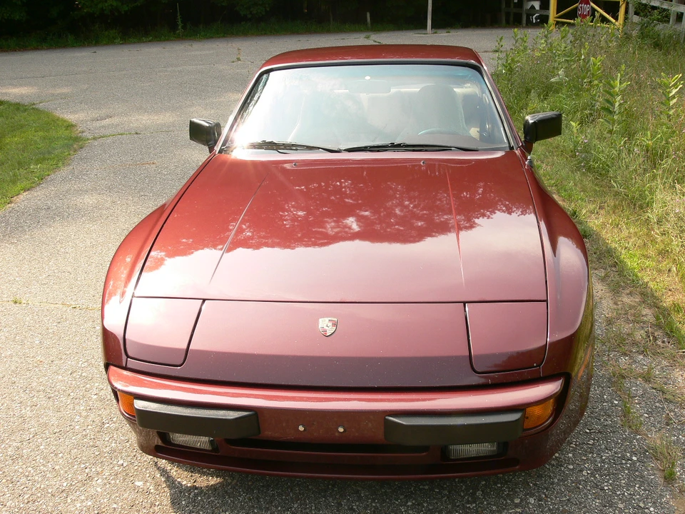 1984 Porsche 944 - Image 21 of 31