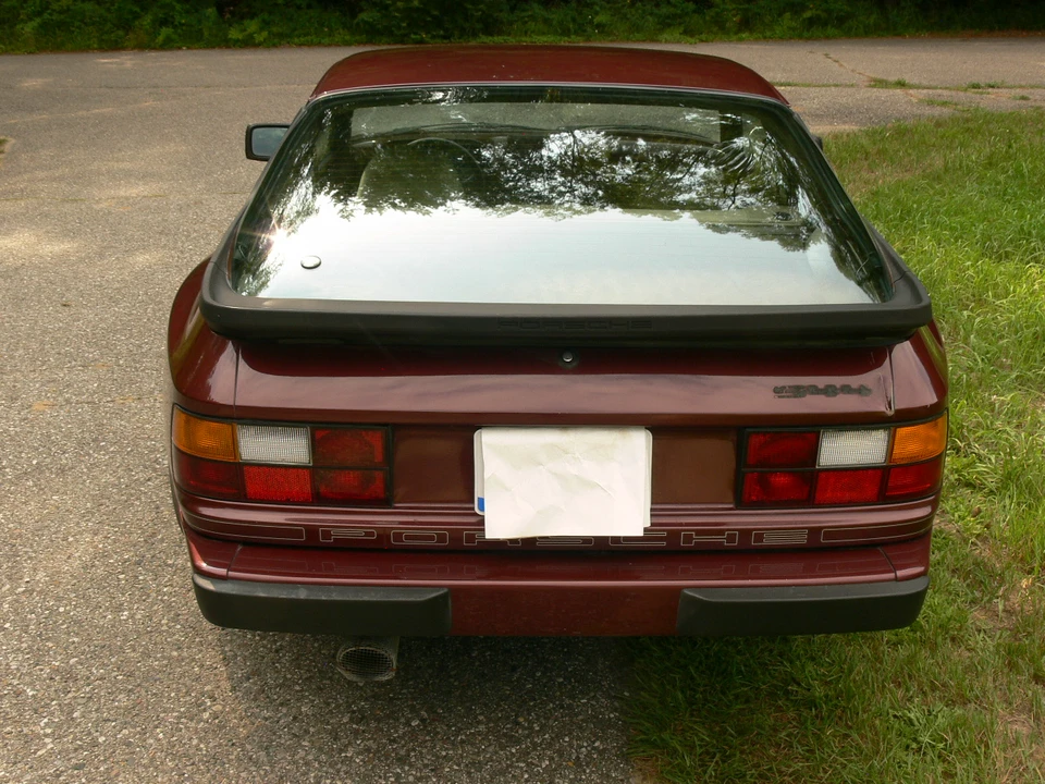 1984 Porsche 944 - Image 25 of 31